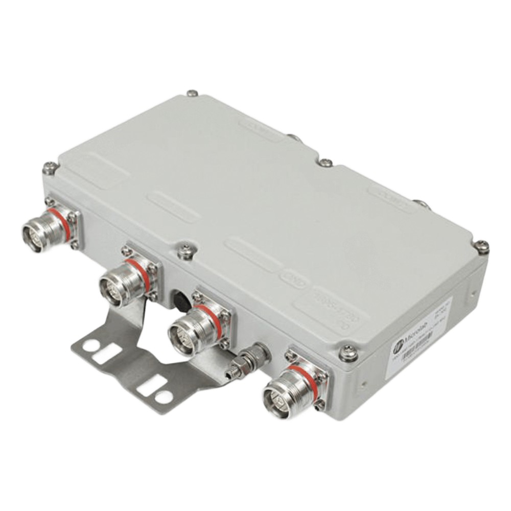 DIPLEXOR Dual PCS/AWS+WCS 100W -161dBc 4.3-10 IP67 .