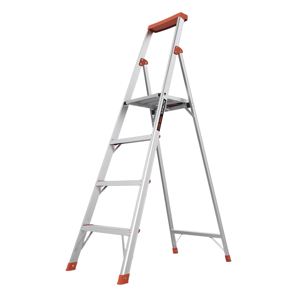 Escalera con 4 peldaños de 1.8 metros de aluminio.