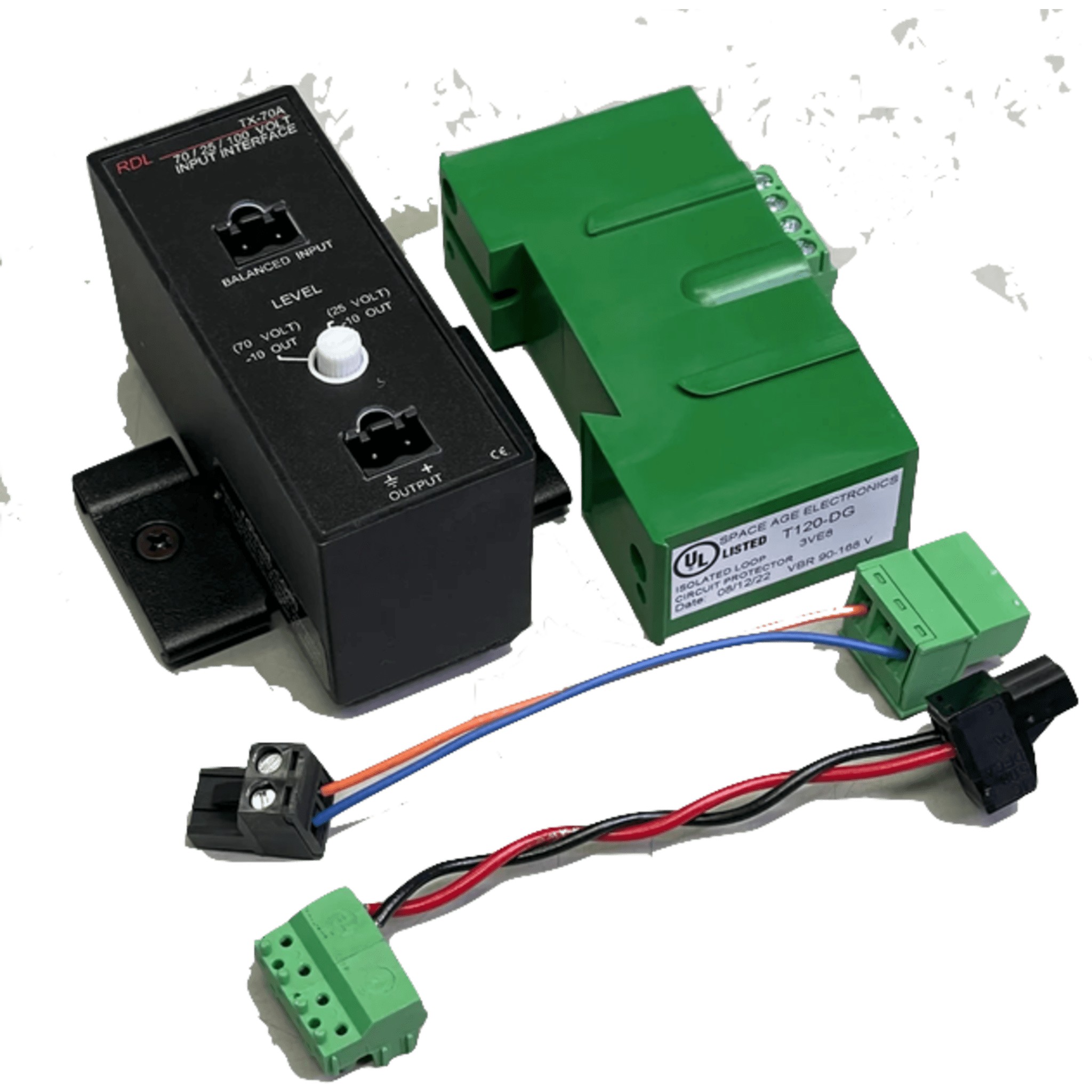 Kit de Accesorios de Entrada de Audio Distribuido Encompass / 25V / 70V / 100V / Transformador / Protector de Sobretensi